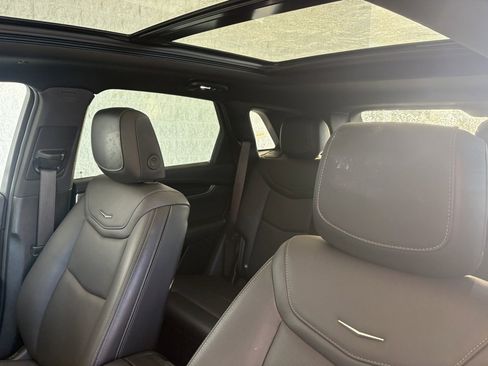 Certified 2025 Cadillac XT5 Premium Luxury image 2