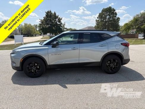 Used 2024 Chevrolet Blazer LT w/ Convenience Package AWD/4WD image 3