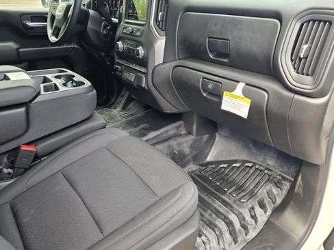 New 2025 GMC Sierra 2500 Pro w/ Convenience Package image 13