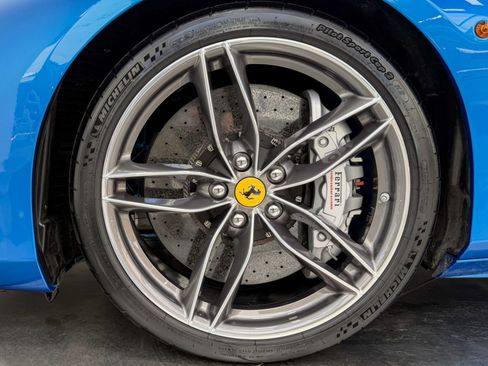 Used 2018 Ferrari 488 Spider RWD image 11