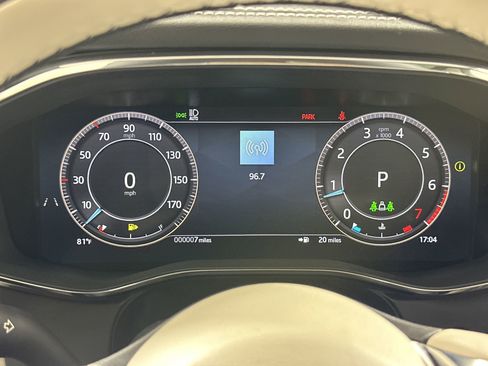 Used 2026 Jaguar F-PACE R-Dynamic S AWD/4WD image 17