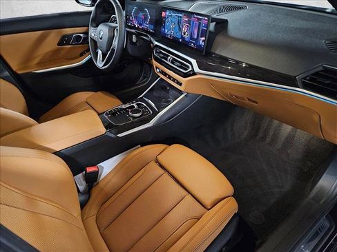 Certified 2024 BMW 330i Sedan w/ M Sport Package image 21