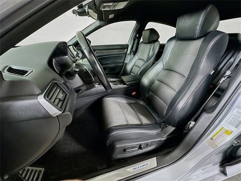 Used 2018 Honda Accord Sport image 24