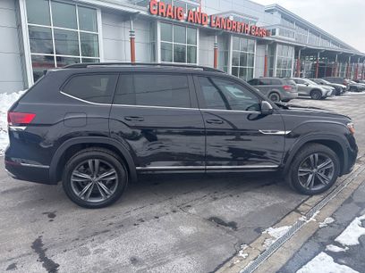 Used 2021 Volkswagen Atlas SE w/ Panoramic Sunroof Package