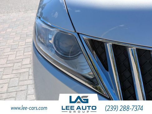 Used 2013 Lincoln MKX FWD image 8