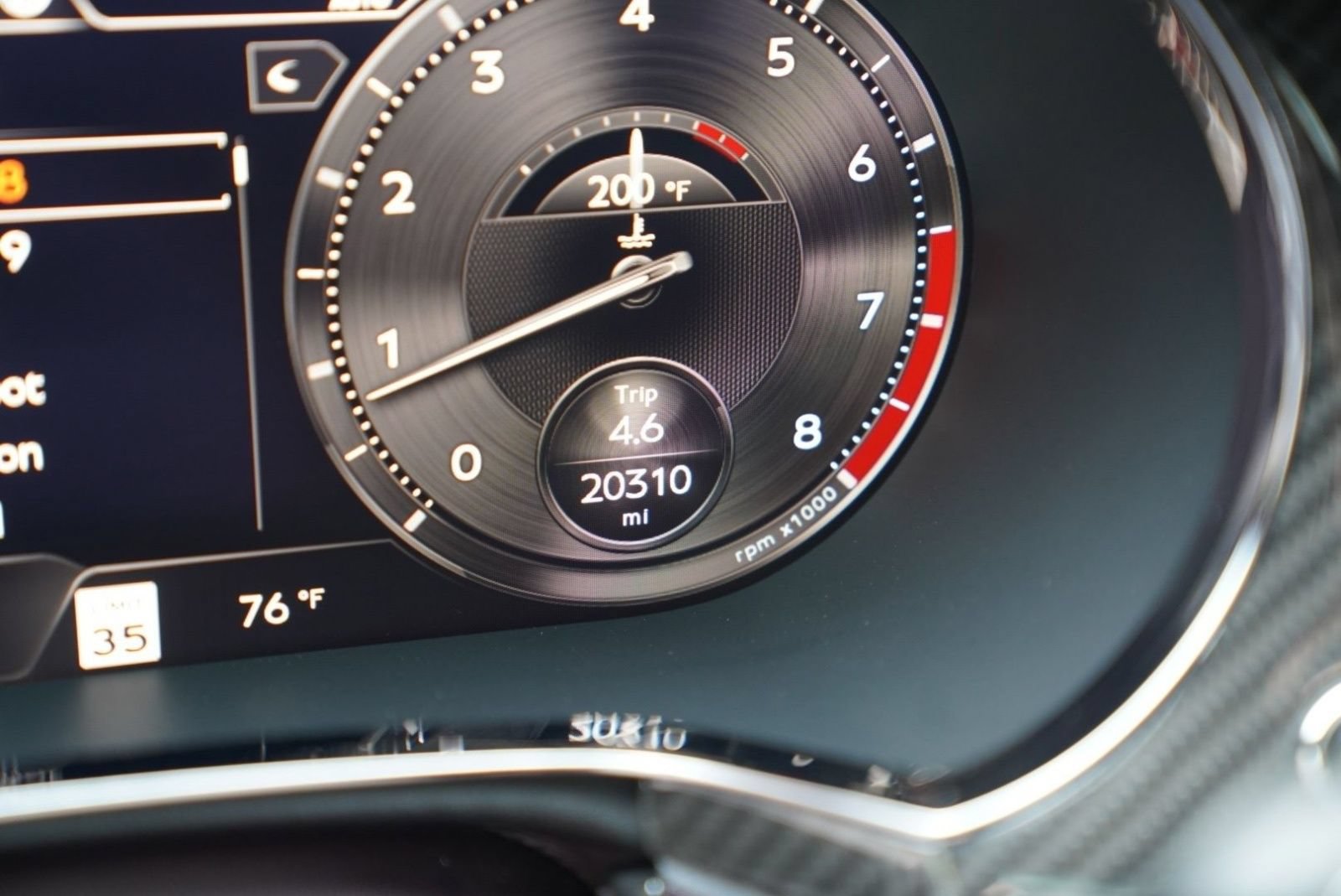 Used 2023 Bentley Flying Spur S V8 AWD/4WD image 47