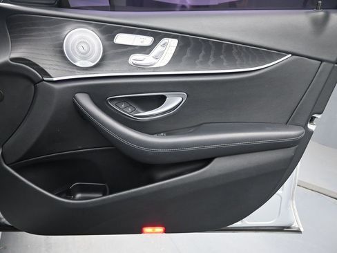 Used 2020 Mercedes-Benz E 350 Sedan w/ Premium Package image 28