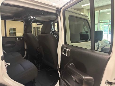 Used 2020 Jeep Wrangler Unlimited Sport AWD/4WD image 34