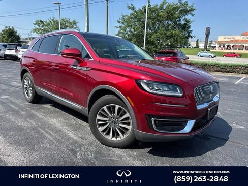 Used 2019 Lincoln Nautilus Select FWD image 1