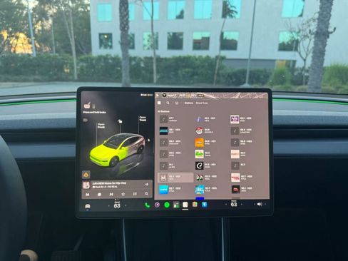 Used 2026 Tesla Model Y Long Range RWD image 34