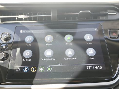 Used 2022 Chevrolet Bolt EUV LT image 51