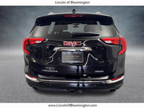 Used 2020 GMC Terrain Denali w/ Denali Premium Package AWD/4WD image 6