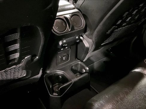 Used 2021 Jeep Gladiator Mojave image 30