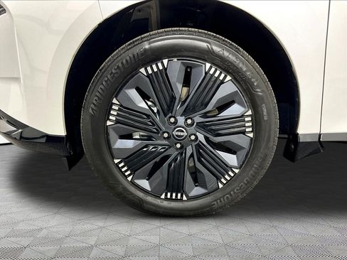Certified 2026 Nissan Murano Platinum w/ Cargo Package AWD/4WD image 33