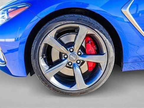 Used 2021 Genesis G70 3.3T w/ Sport Package image 9