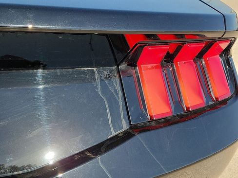 Used 2025 Ford Mustang Premium RWD image 9