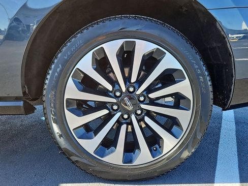 Used 2022 Lincoln Navigator Reserve image 40