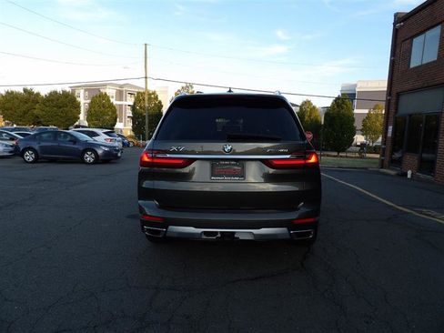 Used 2021 BMW X7 xDrive40i w/ Premium Package image 7