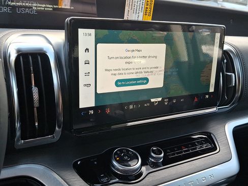 New 2025 Ford Expedition Platinum w/ Driver's Package image 16