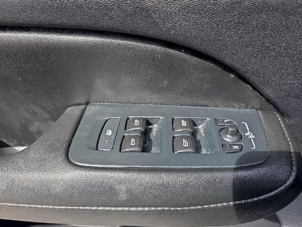 Used 2024 Volvo S60 B5 Core AWD/4WD image 15