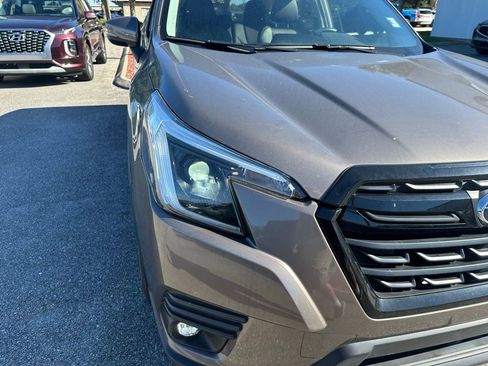Used 2024 Subaru Forester Limited image 15