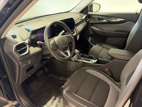 New 2026 Chevrolet TrailBlazer LT w/ Convenience Package AWD/4WD image 8