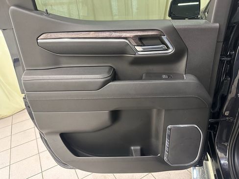 Certified 2023 Chevrolet Silverado 1500 LTZ w/ LTZ Premium Package image 38