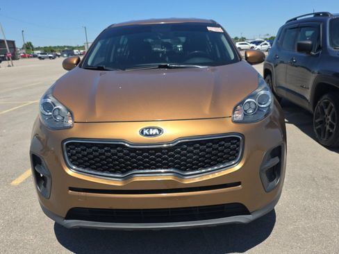 Used 2019 Kia Sportage LX FWD image 3