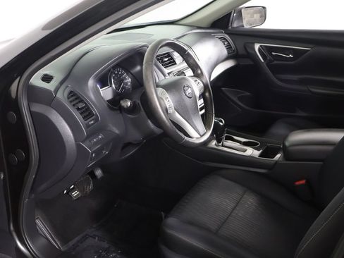 Used 2018 Nissan Altima 2.5 SV FWD image 19
