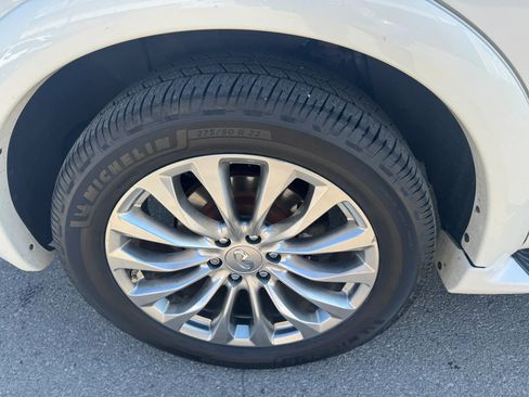 Used 2016 INFINITI QX80 4WD w/ Deluxe Technology Package image 28
