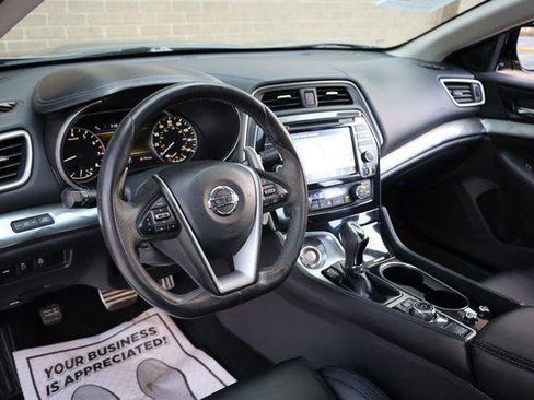 Used 2016 Nissan Maxima SR FWD image 14