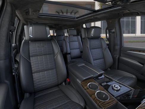 New 2026 Cadillac Escalade ESV Platinum Sport w/ LPO, ONYX Package image 16