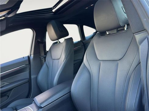 Used 2025 BMW 430i xDrive w/ Premium Package image 15