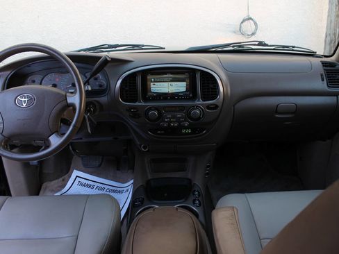 Used 2003 Toyota Sequoia Limited image 39