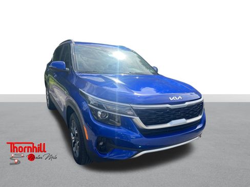 Used 2023 Kia Seltos EX AWD/4WD image 1