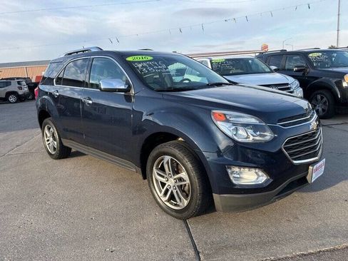 Used 2016 Chevrolet Equinox LTZ w/ Enhanced Convenience Package image 7
