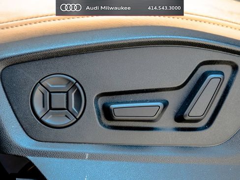 Used 2023 Audi Q7 3.0T Premium Plus w/ Premium Plus Package AWD/4WD image 23