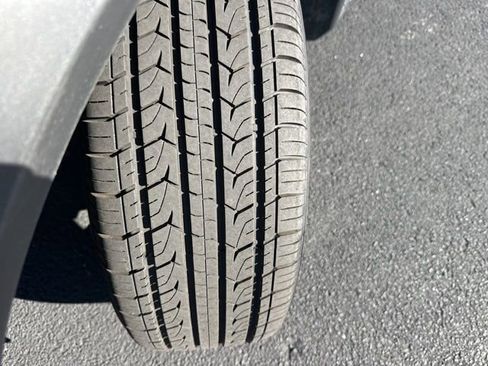 Used 2024 Nissan Rogue SV image 32