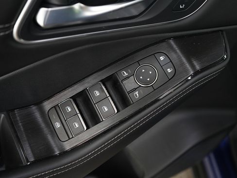 Used 2023 Nissan Rogue Platinum AWD/4WD image 21