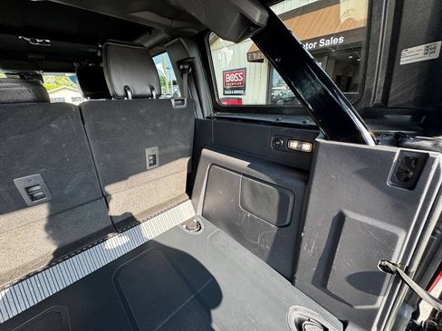 Used 2023 Ford Bronco Big Bend w/ Sasquatch Package AWD/4WD image 43