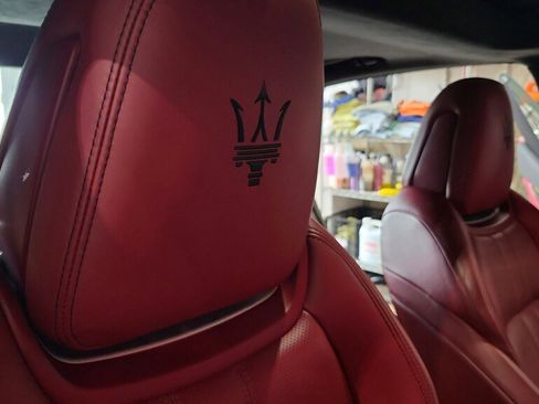 Used 2017 Maserati Quattroporte GTS GranSport RWD image 28
