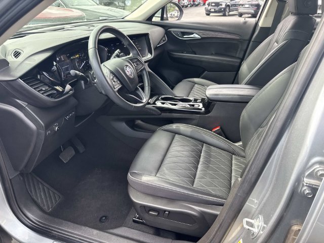Used 2023 Buick Envision Avenir AWD/4WD image 27
