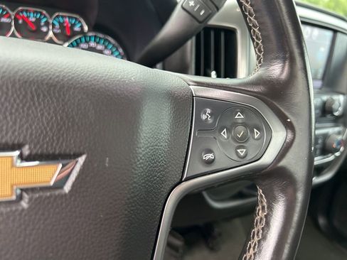Used 2018 Chevrolet Silverado 1500 LT w/ LT Convenience Package AWD/4WD image 15