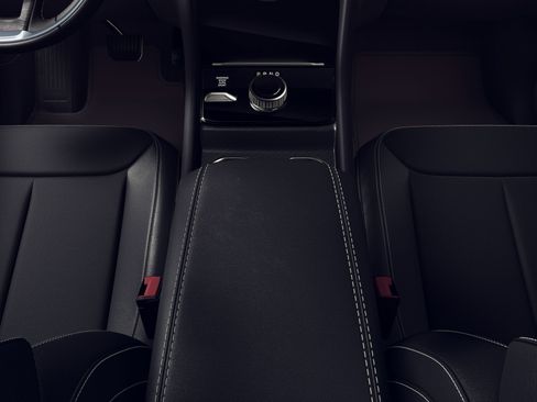 New 2026 Jeep Grand Cherokee Altitude AWD/4WD image 4