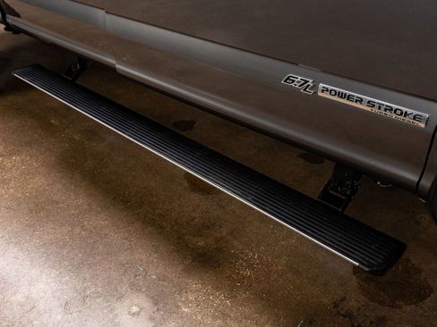 Used 2022 Ford F450 Platinum w/ FX4 Off-Road Package image 11