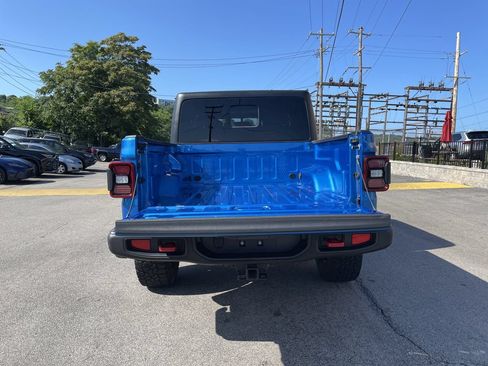 Used 2022 Jeep Gladiator Rubicon w/ LED Lighting Group AWD/4WD image 13