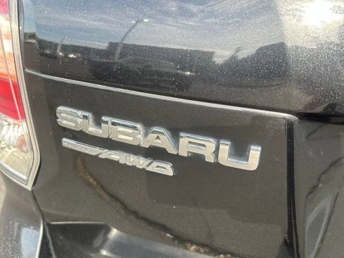 Used 2018 Subaru Forester 2.5i Premium w/ All-Weather Package AWD/4WD image 9