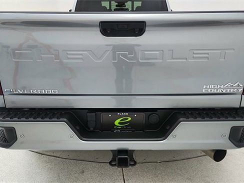 Used 2024 Chevrolet Silverado 3500 High Country image 11