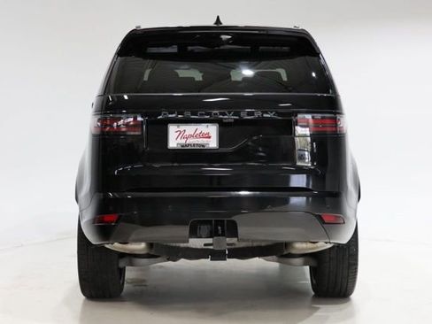 Used 2024 Land Rover Discovery Dynamic SE image 7