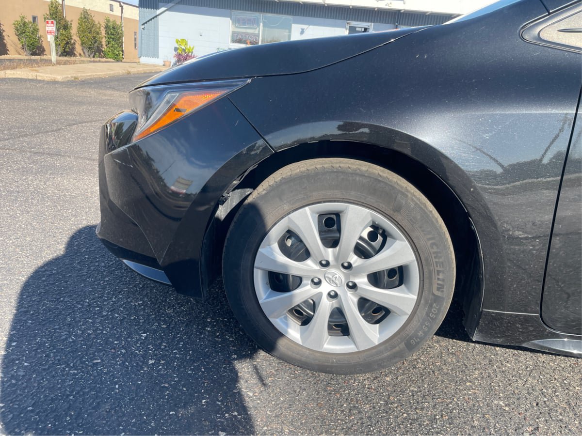 Used 2022 Toyota Corolla LE FWD image 19